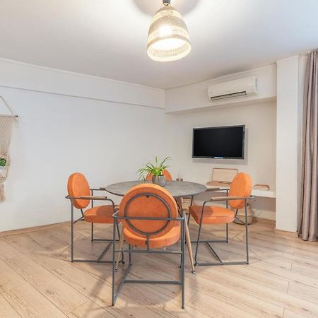 Boho Chic Apartment Under Acropolis أثينا المظهر الخارجي الصورة