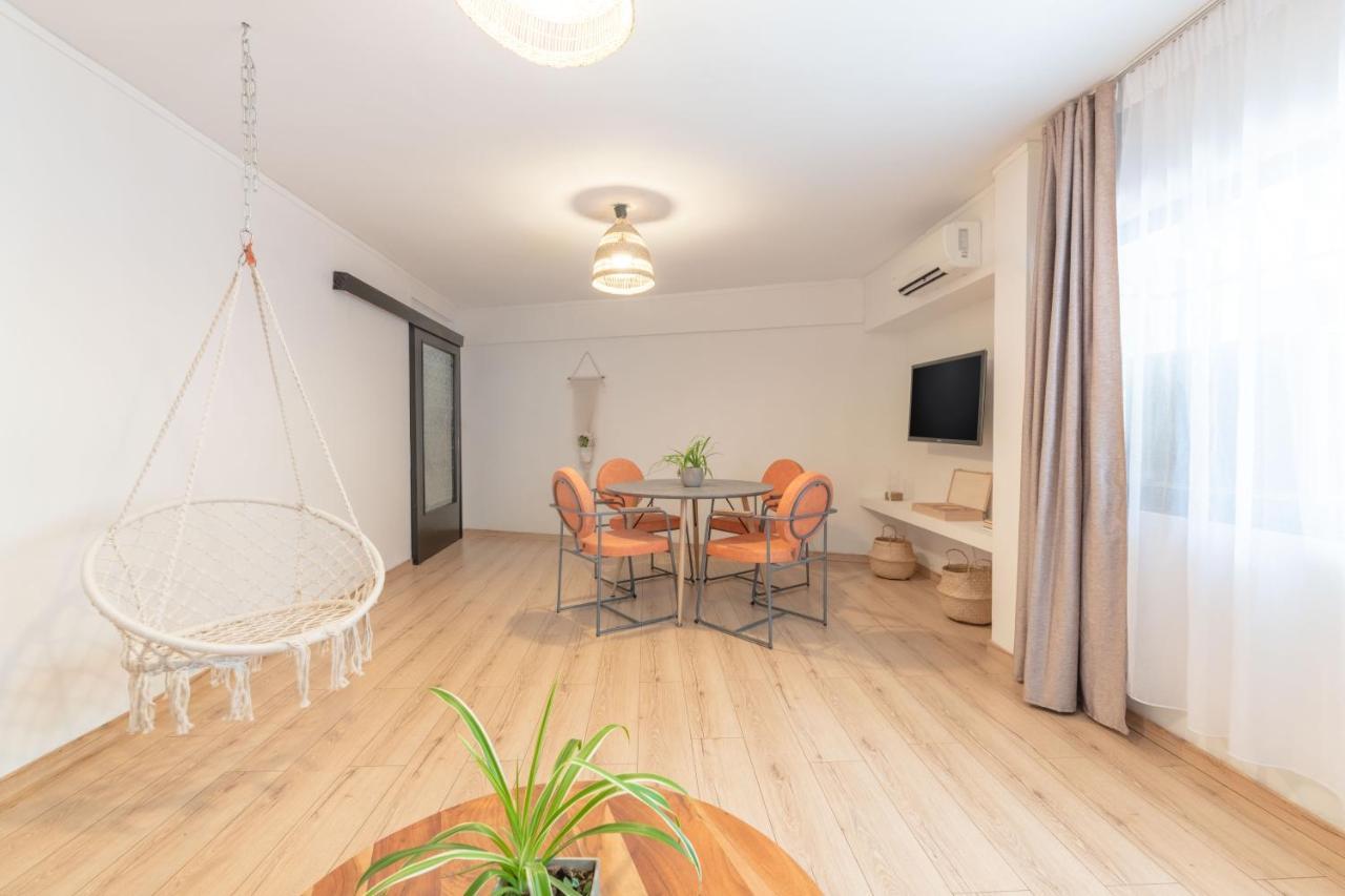 Boho Chic Apartment Under Acropolis أثينا المظهر الخارجي الصورة