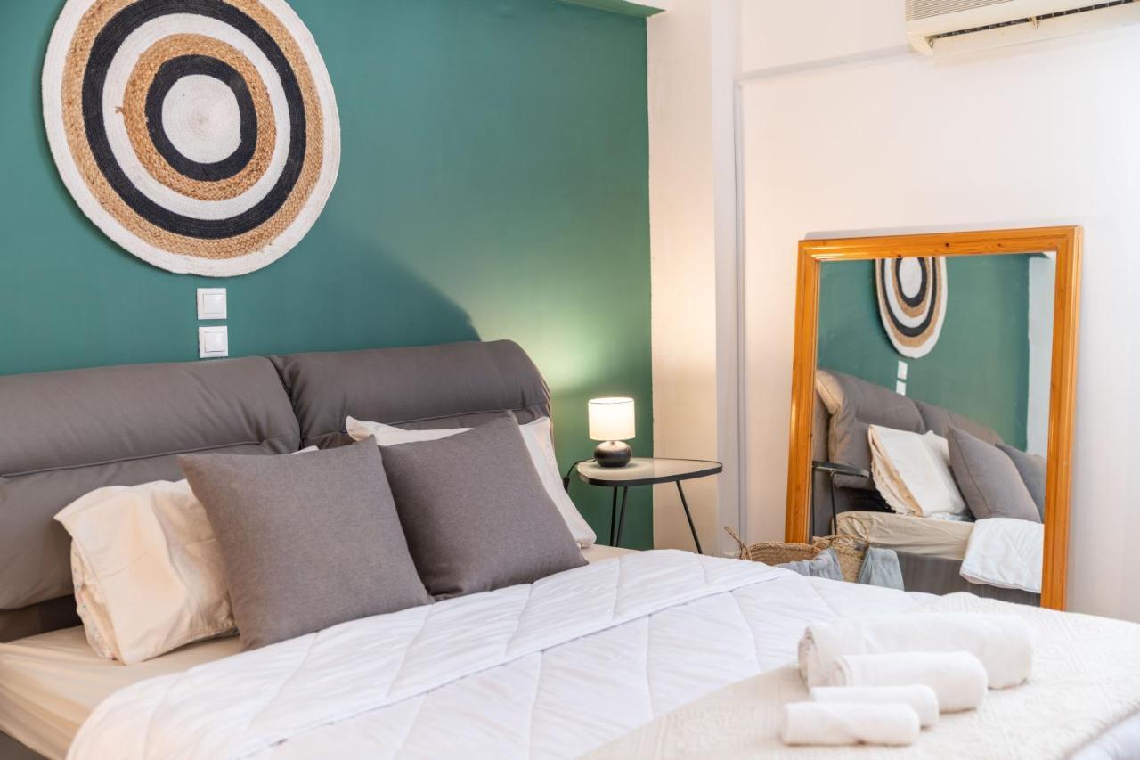Boho Chic Apartment Under Acropolis أثينا المظهر الخارجي الصورة